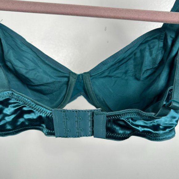 Vintage Maidenform 34D Bra Satin Seduction Stretch Adjustable Straps Nylon Blend - Picture 6 of 10